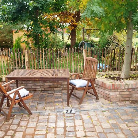 Awesome Home In Buetzow With Wifi 외부 사진